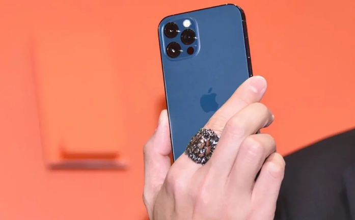 达拉特苹果手机维修分享iPhone12系列重启方法教程 
